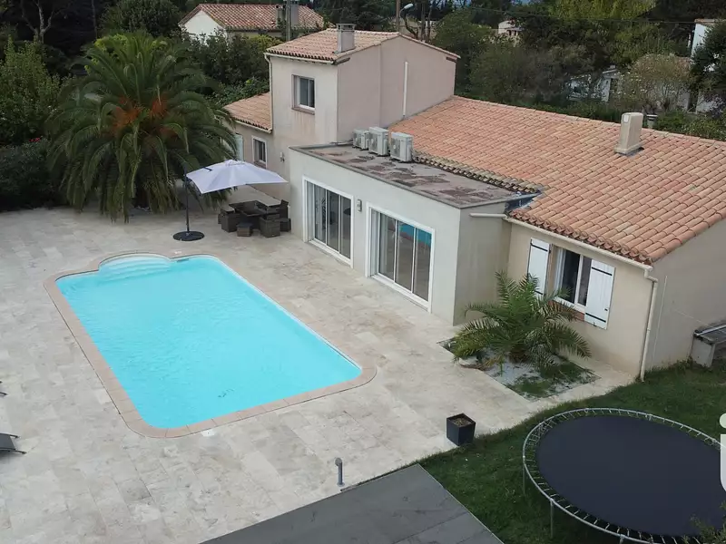Maison, 170 m²