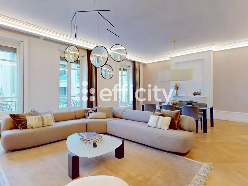 Appartement, 222 m²