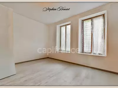 Maison, 311 m²