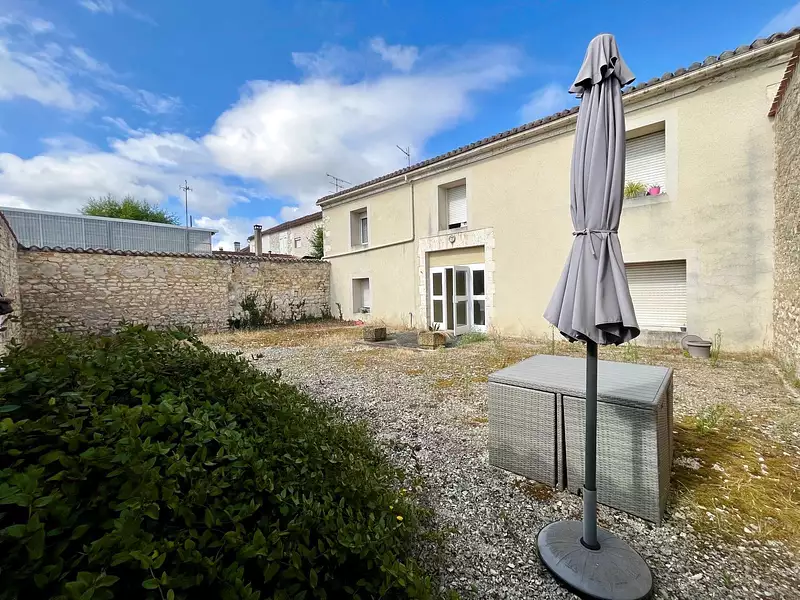Immeuble, 300 m²