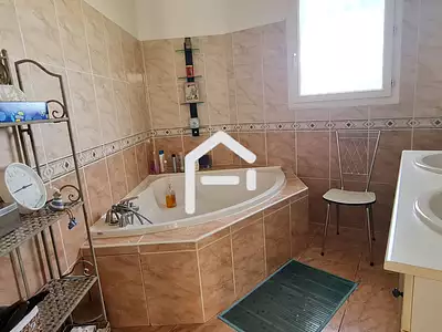 Maison, 175 m²