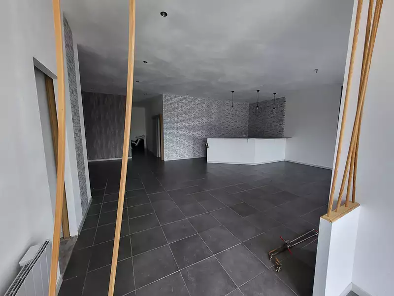Maison, 590 m²