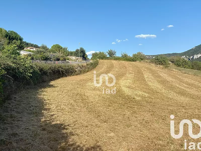 Terrain, 3 000 m²