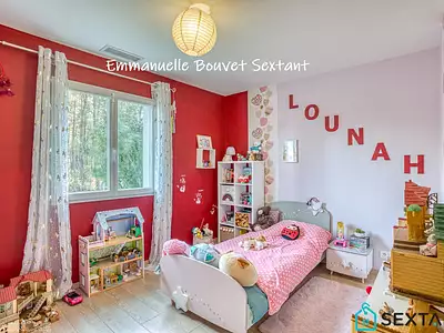 Maison, 225 m²