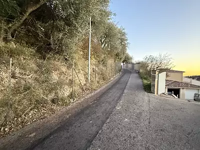 Terrain, 1 985 m²