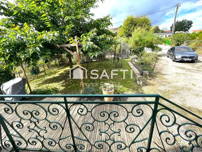 Maison, 245 m²
