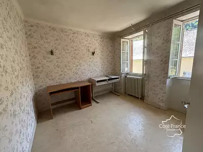 Maison, 275 m²