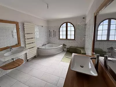 Maison, 205 m²