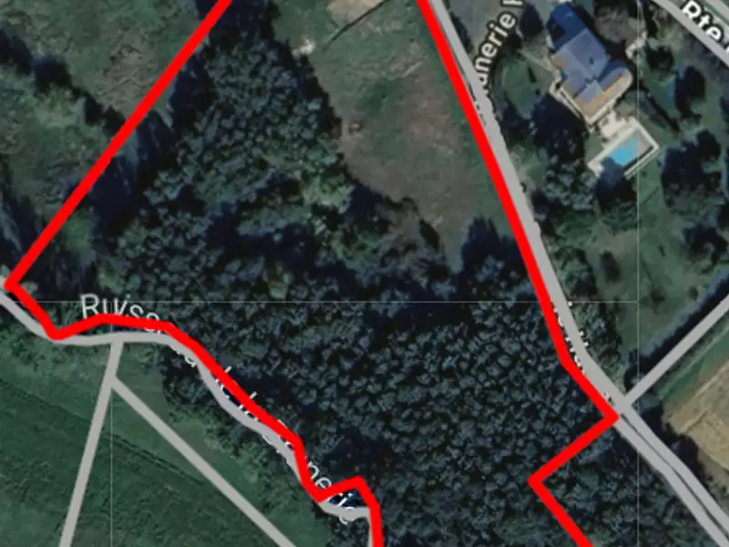 Terrain, 600 m²