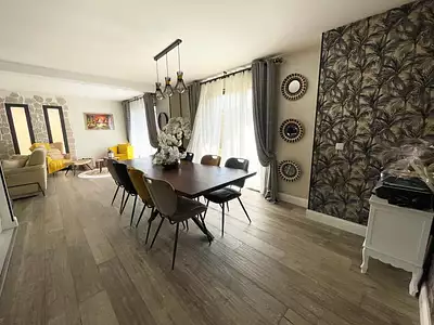 Maison, 175 m²