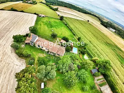 Maison, 223 m²