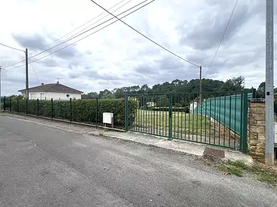 Terrain, 1 705 m²