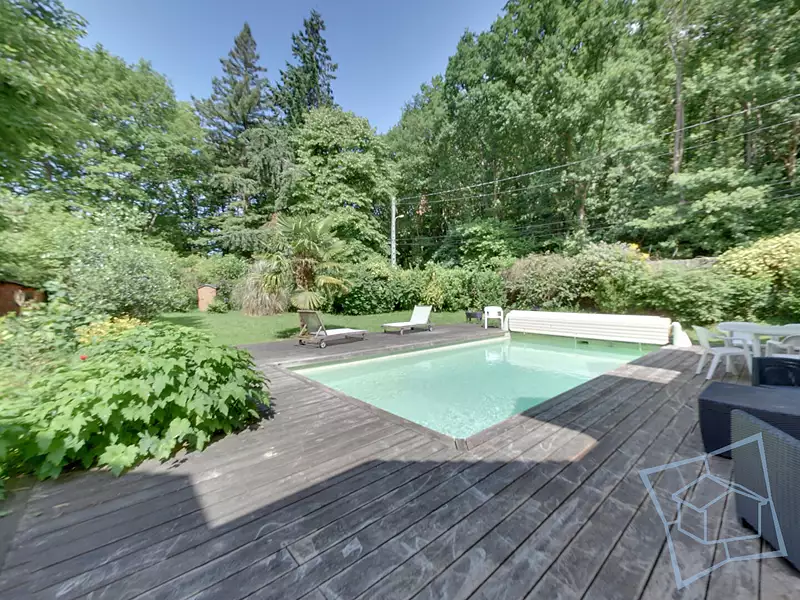 Maison, 270 m²