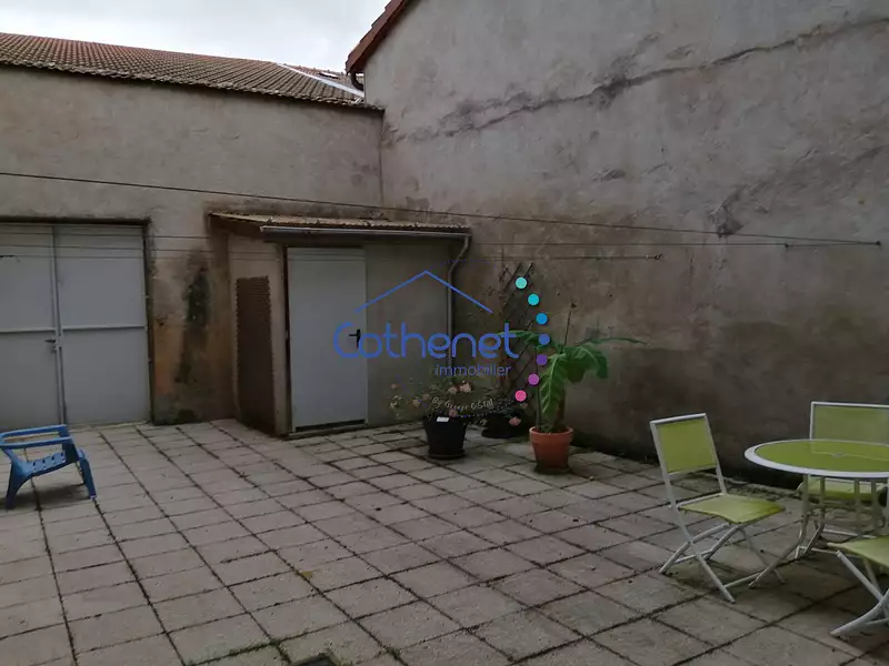Immeuble, 320 m²