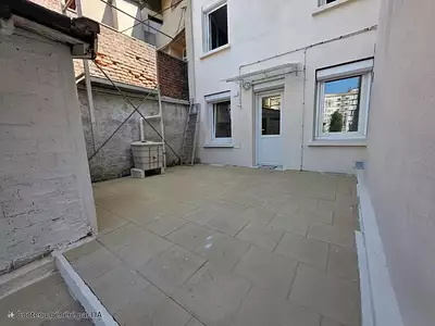 Maison, 166 m²