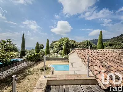 Maison, 164 m²