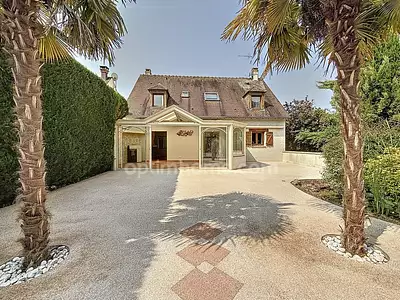 Maison, 165 m²