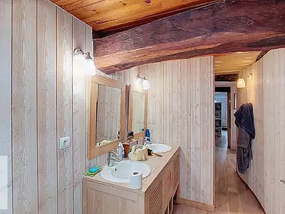 Immeuble, 367 m²