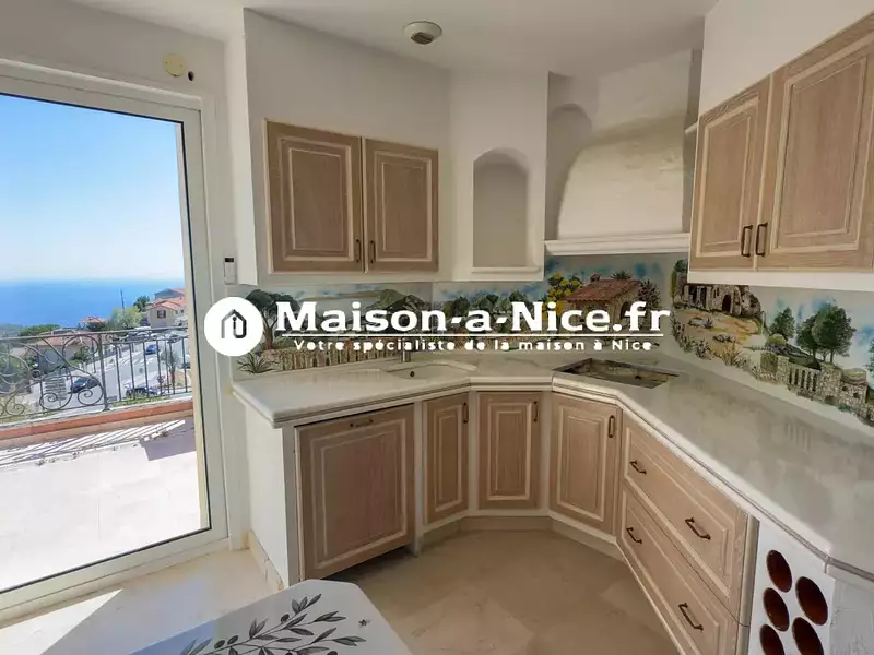 Maison, 333,07 m²