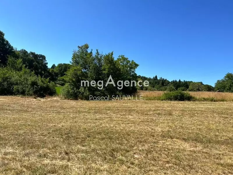 Terrain, 3 221 m²