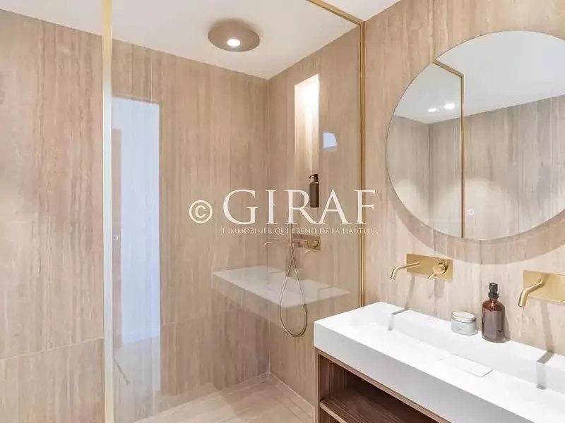 Maison, 260 m²