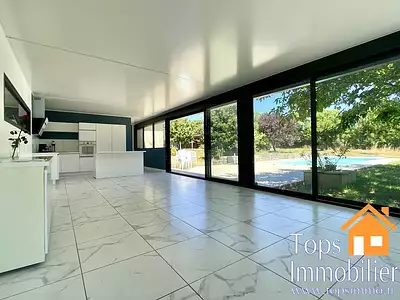 Maison, 190 m²