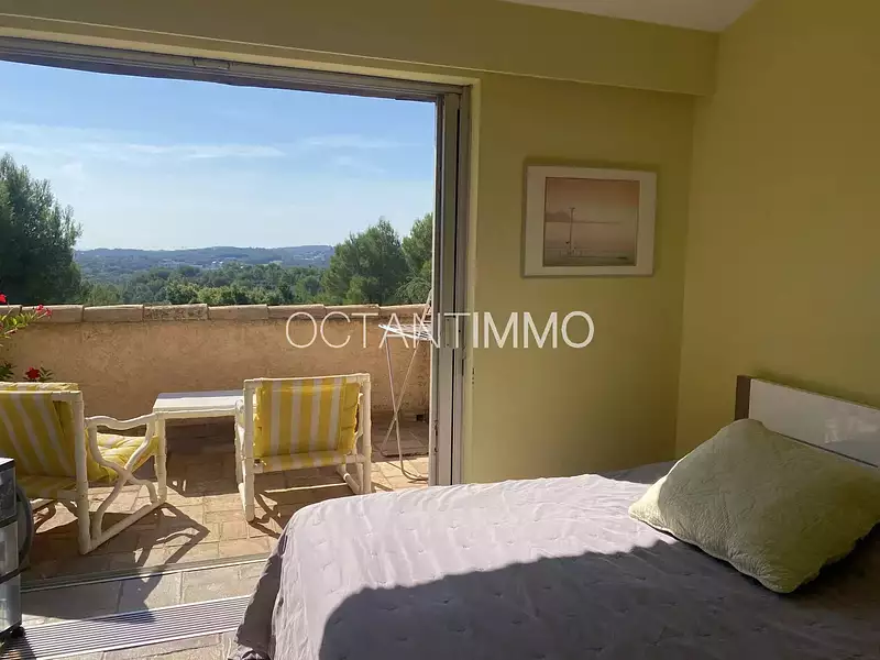 Maison, 330 m²