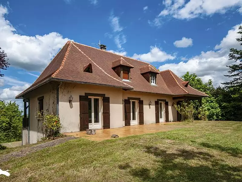 Maison, 180 m²