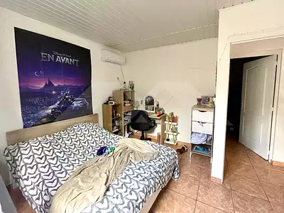 Immeuble, 195 m²