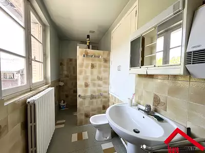 Maison, 245 m²