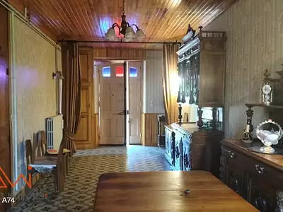 Maison, 225 m²