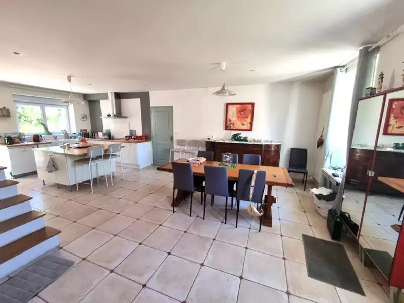Maison, 160 m²