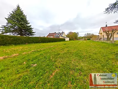 Terrain, 730 m²