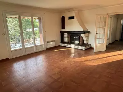 Maison, 254 m²