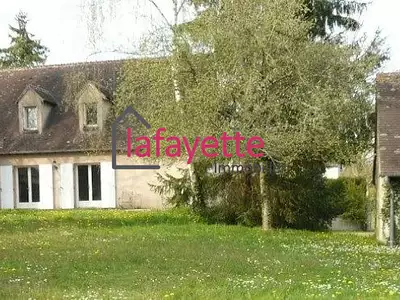 Maison, 215 m²