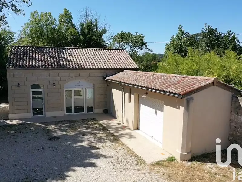 Immeuble, 454 m²