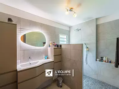 Maison, 170 m²