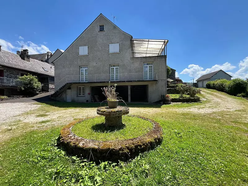 Maison, 562,76 m²