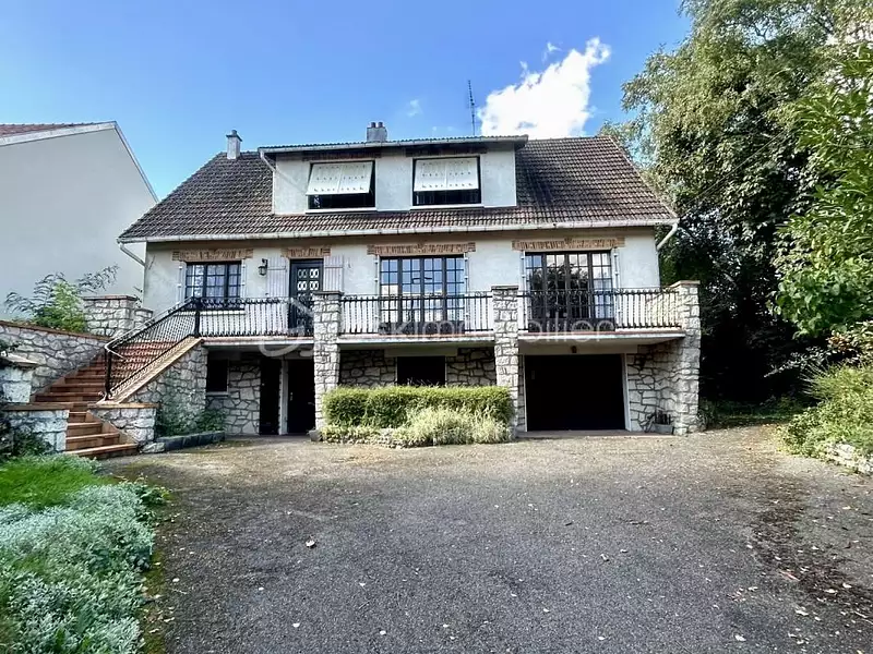 Maison, 236 m²