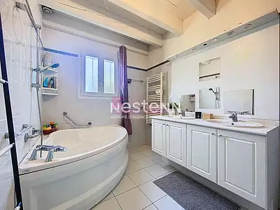 Maison, 173 m²