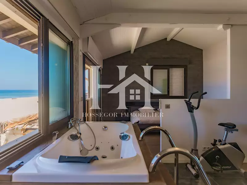 Maison, 170 m²