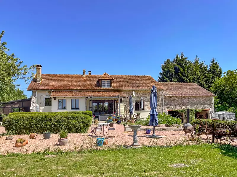 Maison, 275 m²