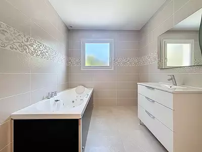 Maison, 218,3 m²