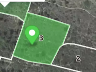 Terrain, 13 215 m²