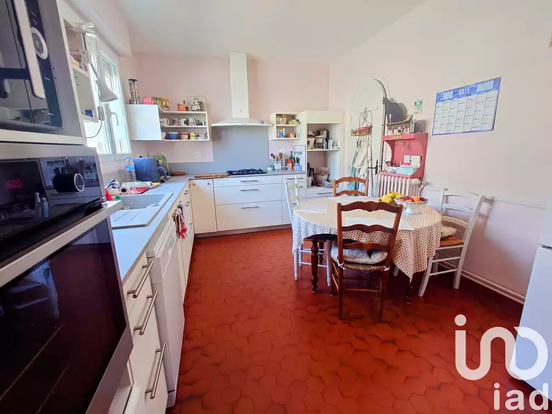 Maison, 248 m²