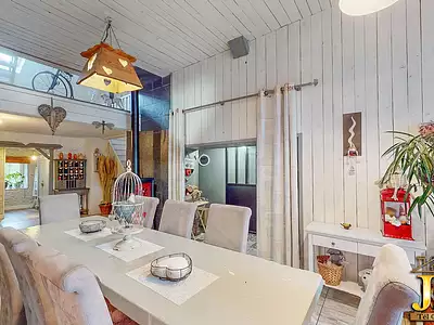 Maison, 288 m²