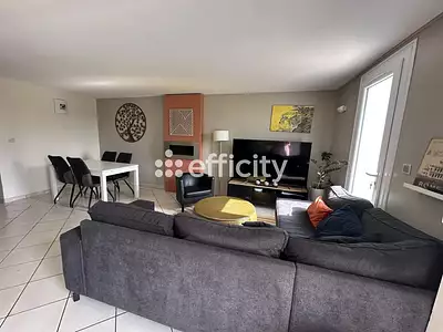 Maison, 153 m²