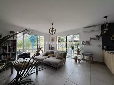 Maison, 99 m²