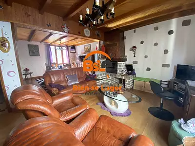 Maison, 151 m²