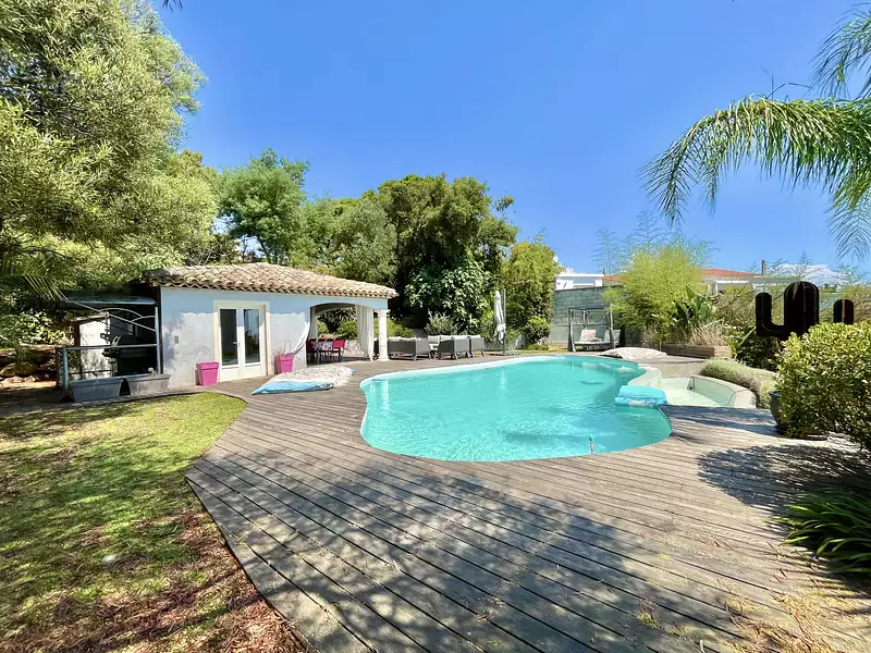 Maison, 301,15 m²